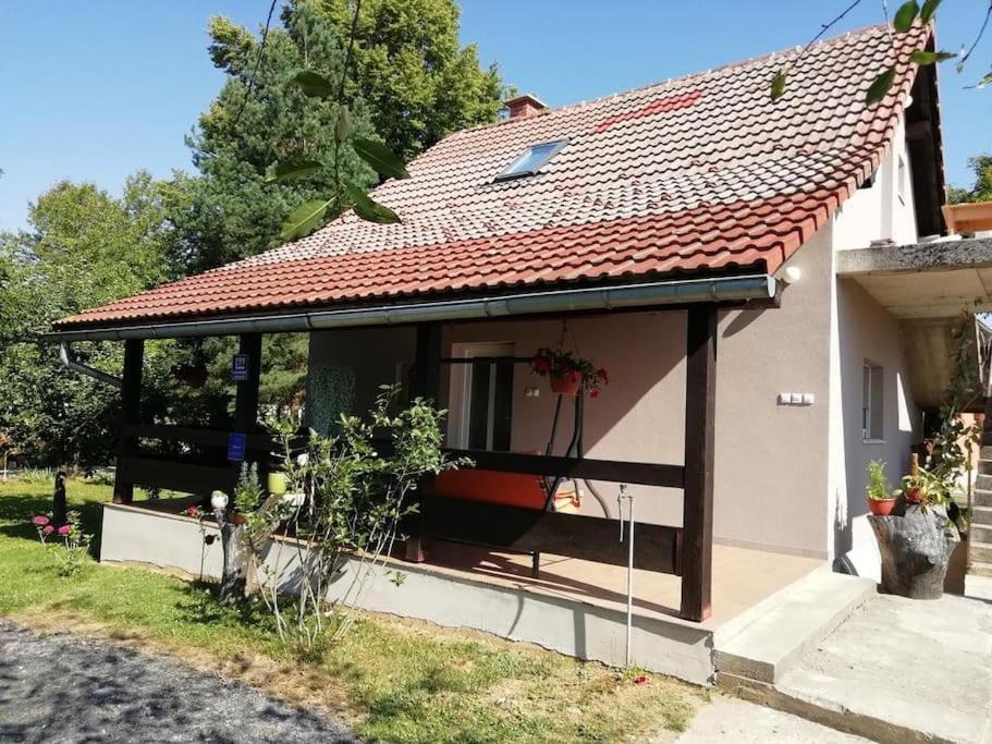 Apartman Adam 拉科维察 外观 照片